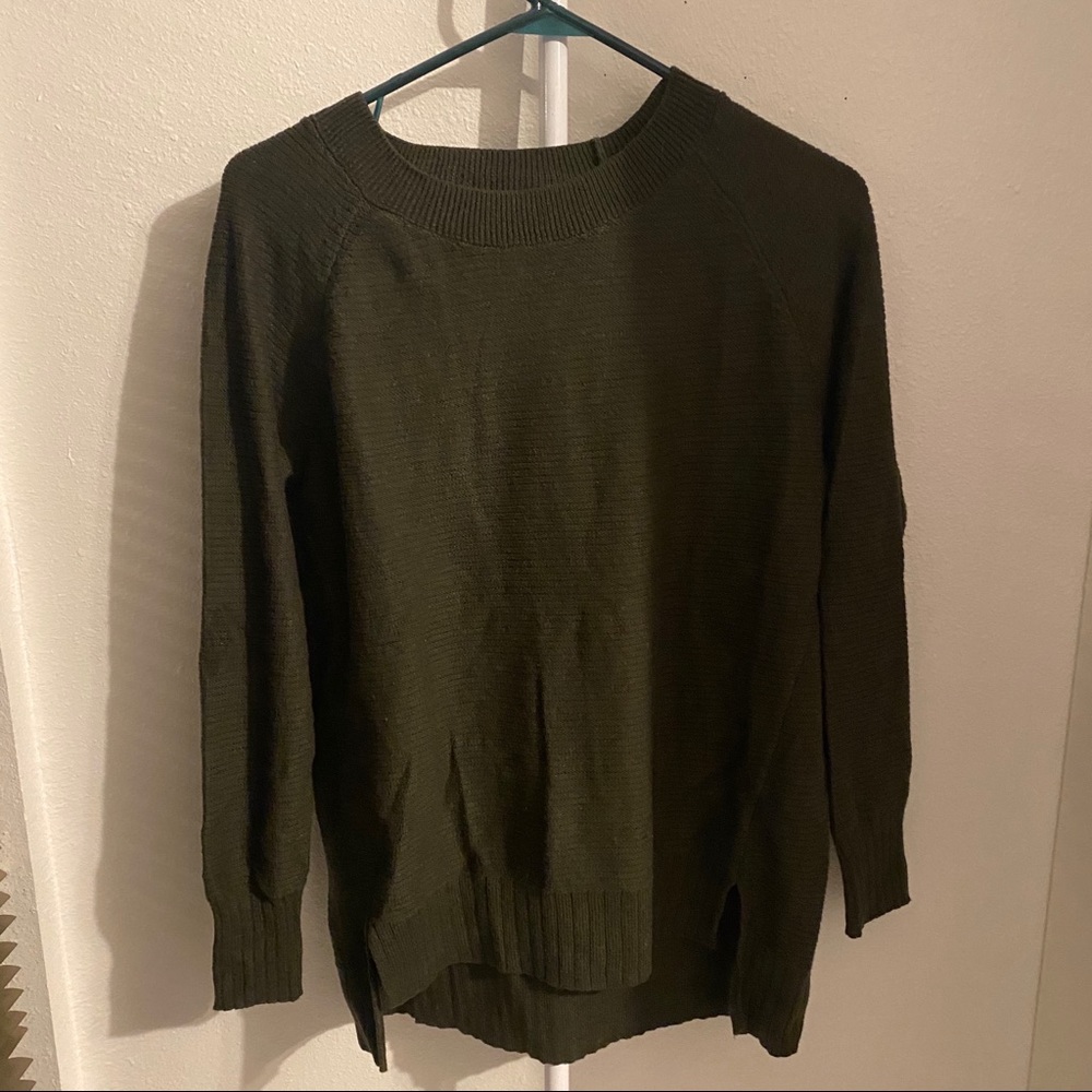 Old Navy Sweater M